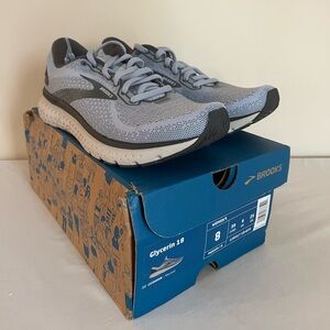 Brooks Glycerin 18 Women’s size 8B - blue - NEW IN BOX